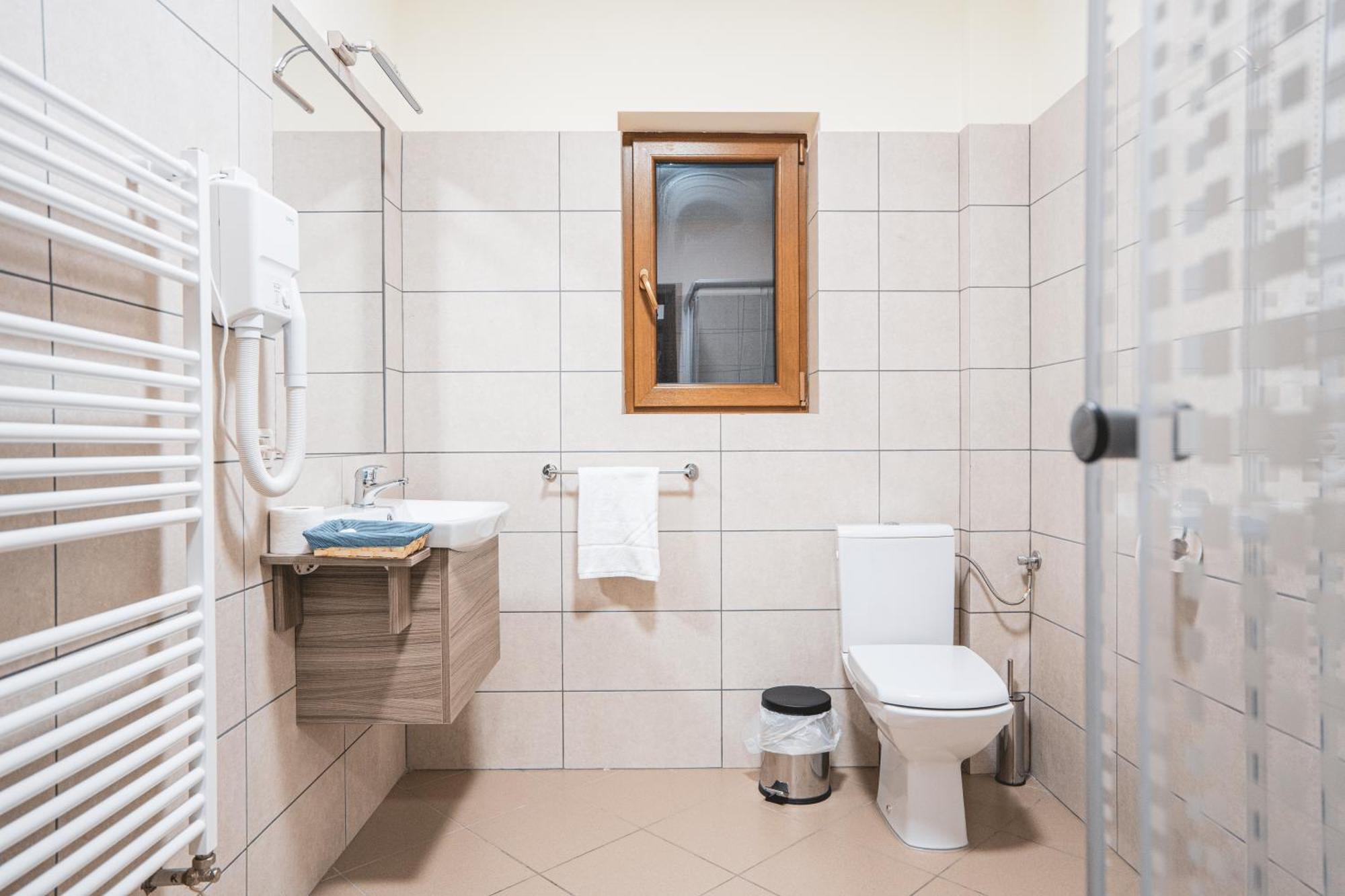 מויצ'ו דה סוס Hotel Rabbit Bran מראה חיצוני תמונה